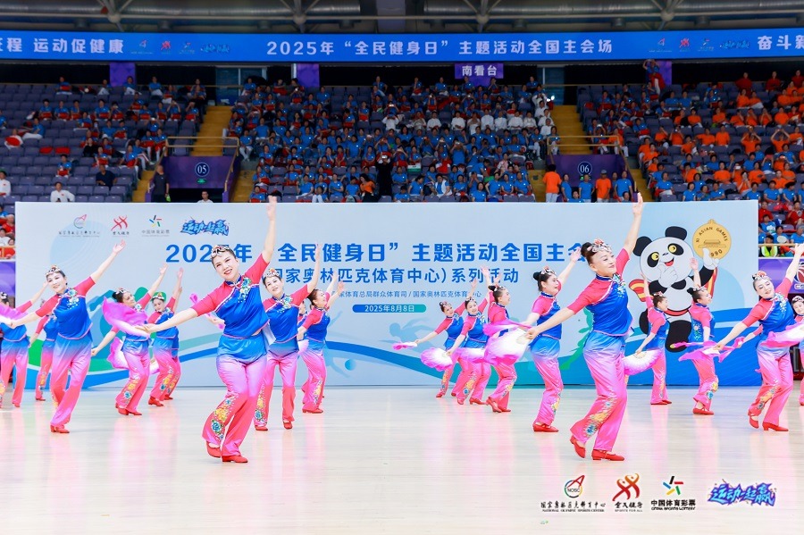 字母哥确定留队