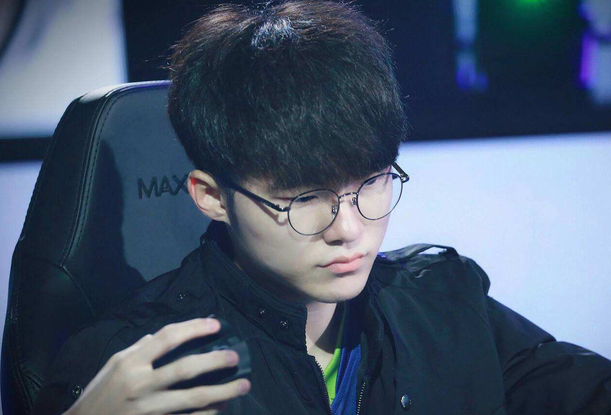 直对抗与补